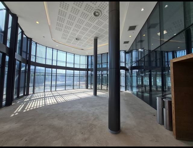 5,834M² OFFICE TO LET IN SANDTON CENTRAL